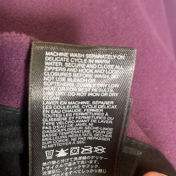 The North Face Purple Suede Fleece Zipper Windwall Jacket, size M - Picture 10 of 10